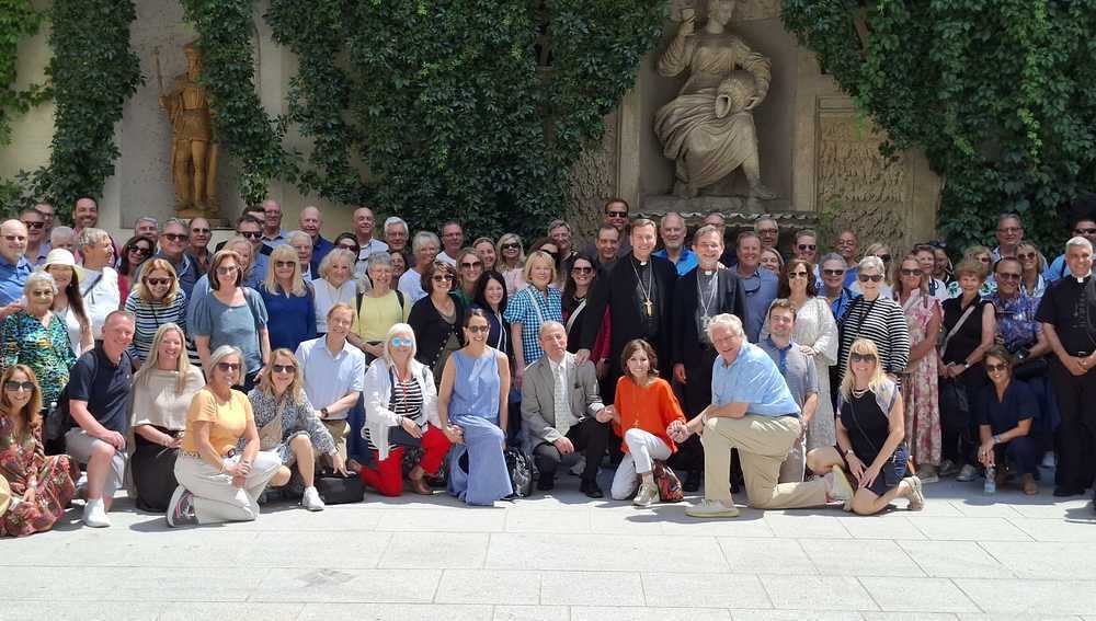 Große US-Pilgergruppe zu Gast bei Erzbischof Grünwidl / kathpress/Pulling Große US-Pilgergruppe zu Gast bei Erzbischof Grünwidl