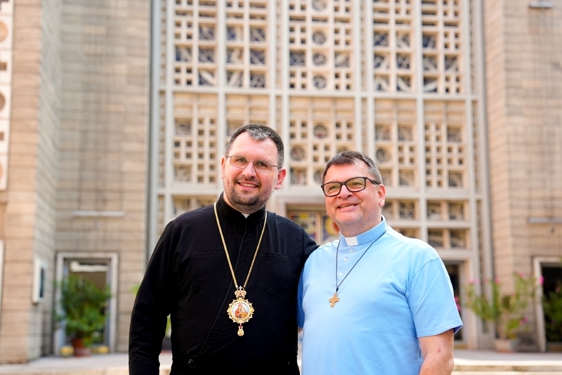 Weihbischof aus umkämpfter Region Donezk zu Besuch in Wien