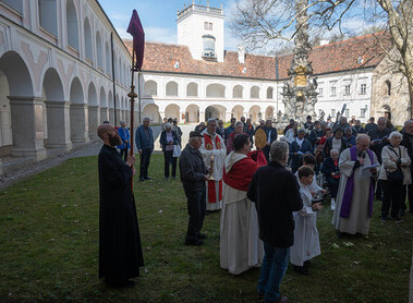 Barrierefreier Kreuzweg in Heiligenkreuz / Günther Styblo
