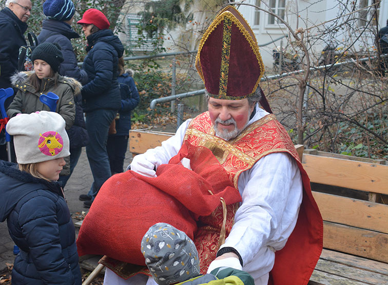 Georg Wieländer als Nikolaus / Sandra Lobnig