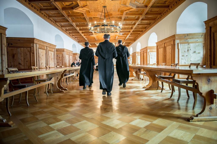 Die Mönche / Daniel Winkler, DANIEL WINKLER www.danielwinkler Die Mönche