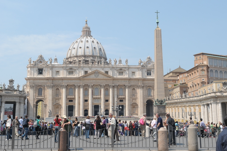 Rom Gottesdienste Als Stream Und Tote Ohne Letztes Geleit